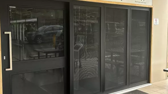 Shopfronts & Commercial Glazing - Cooktown Glass & Aluminium